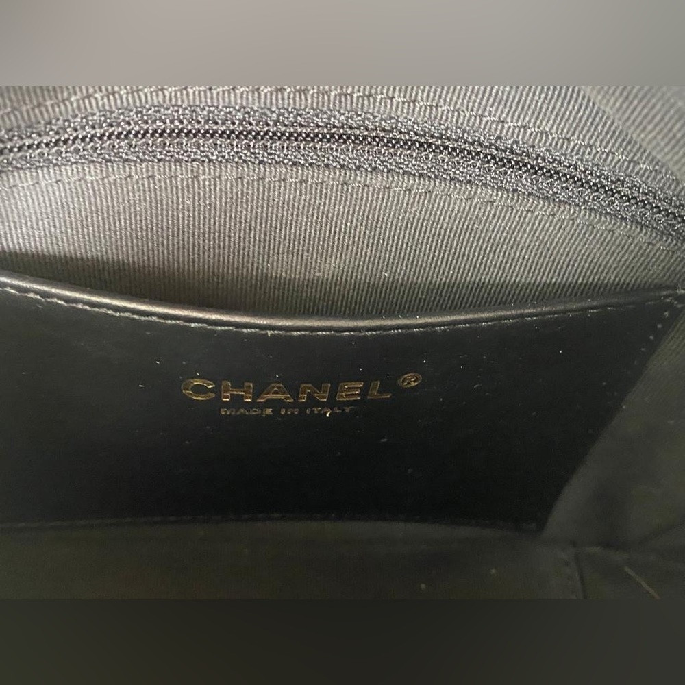 Chanel Métiers d’Art CC Jewel Mini Camera Bag – Rothenium (Grey) Color Lambskin - Picture 6 of 16